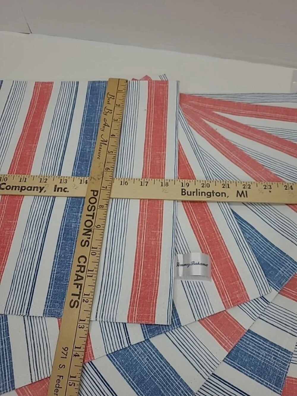 Tommy Bahama details patriotic